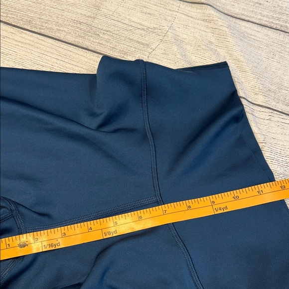 Women’s Alo Yoga Airsoft leggings Size S - Picture 15 of 16